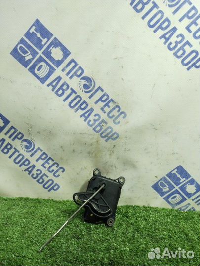 Сервопривод заслонки печки Audi A6 седан 2.8 ACK