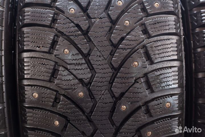 Formula Ice 215/50 R17 95T