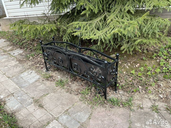 Кованные изделия, уличные подставки для цветов