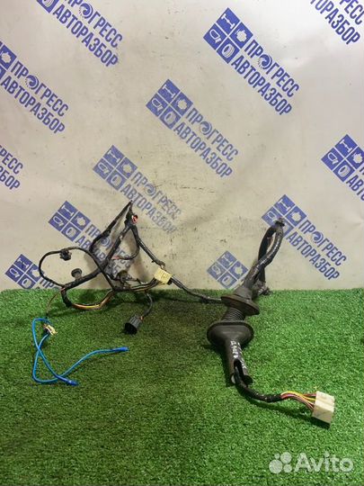 Проводка двери передняя левая Mitsubishi Lancer 9