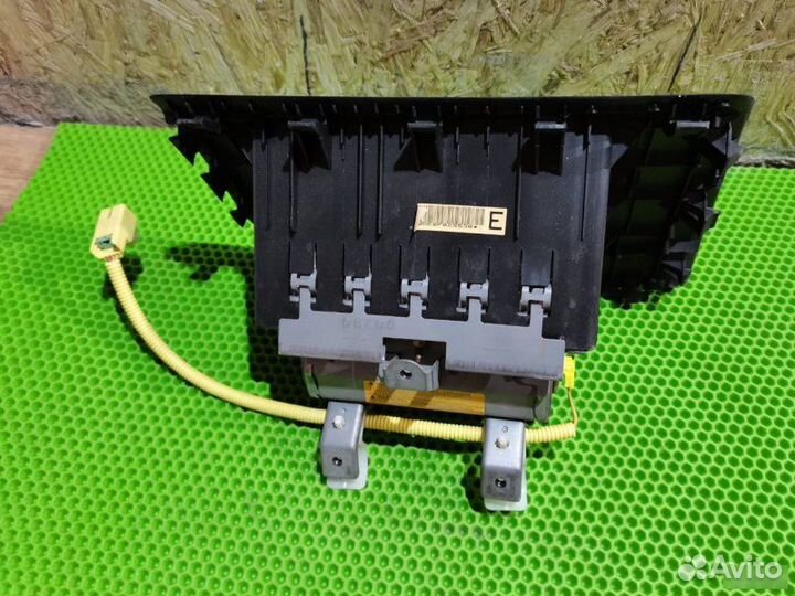 Подушка SRS Subaru Forester 2 SG5 EJ205 2006