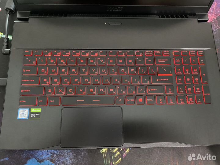 Игровой ноутбук MSI GF75 Thin 9scsr-454XRU