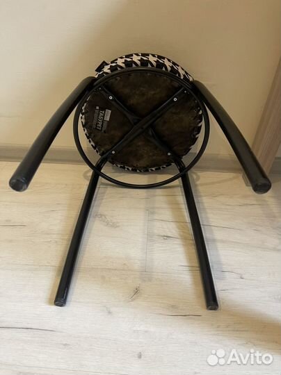 Табуретки для кухни мягкий