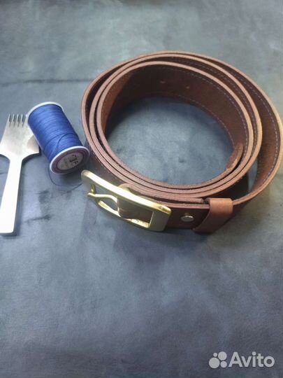Мужской кожаный ремень ручной работы
