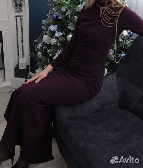 Платье 44