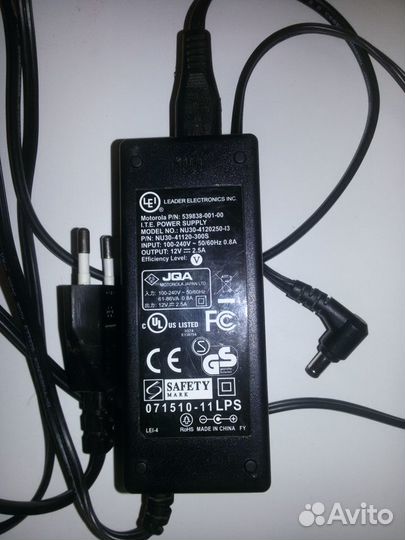 Блок питания 12v 2,5Ah DC