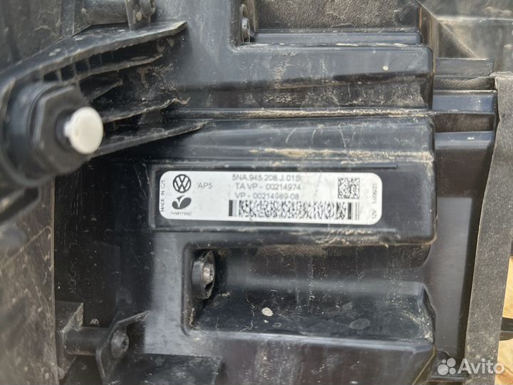 Фонарь задний правй Тигуан iq led