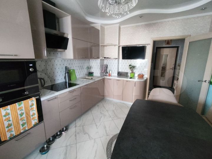 2-к. квартира, 66,3 м², 2/17 эт.