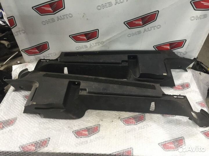 Комплект опор полки багажника Октавия А5 scout