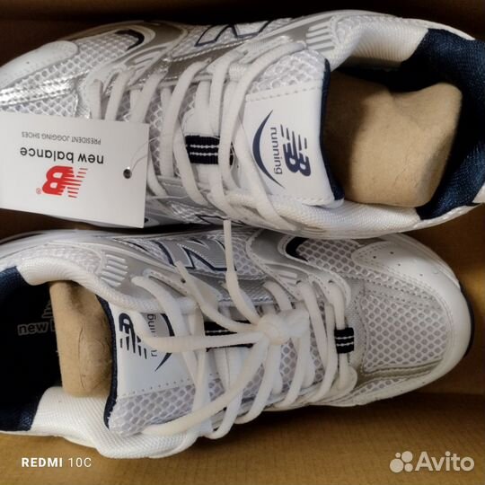 Кроссовки новые