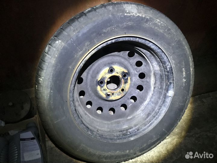 R15 Michelin Energy Saver 165/65, PCD 5x100 DIA 52