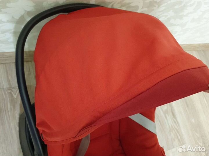 Автокресло Inglesina 0-13кг + база безопасности