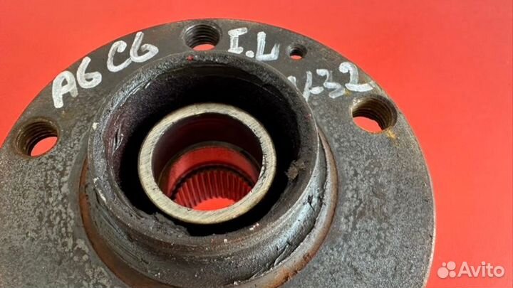 Ступица передняя левая Audi A6 C6 AUK 3.2 2008
