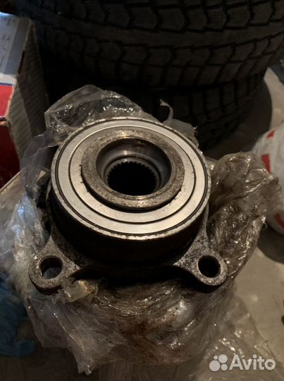 Ступичный подшипник 402021LA0A nissan patrol Y62