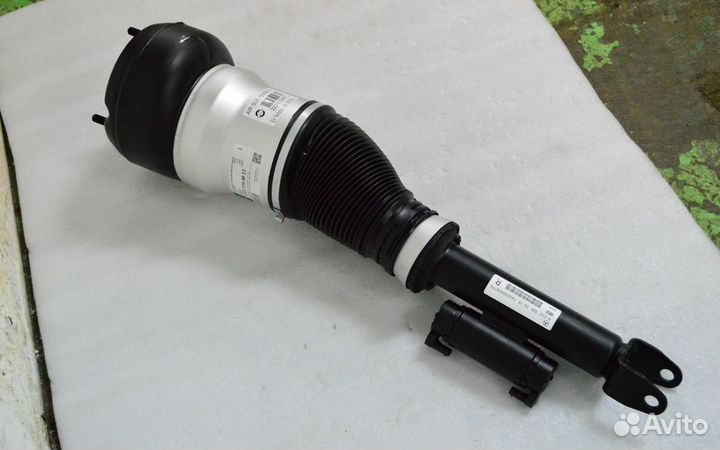 Пневмостойка передняя правая Mercedes S W222 RWD