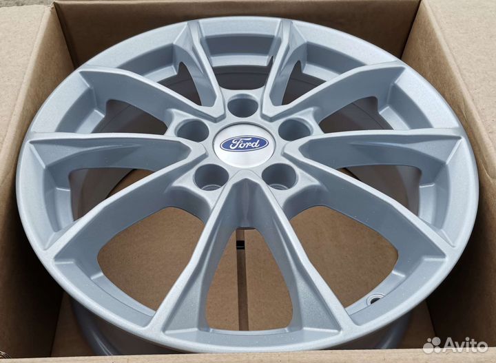 Ford Focus R16 новые