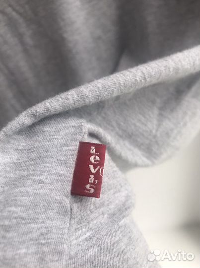 Футболка levis