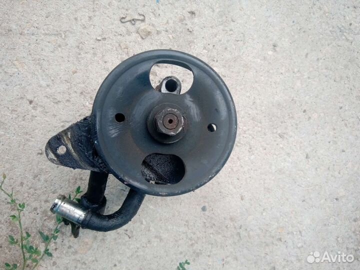 Насос гур на Ниссан Теана