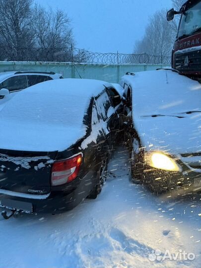 LADA Granta 1.6 МТ, 2014, битый, 109 000 км