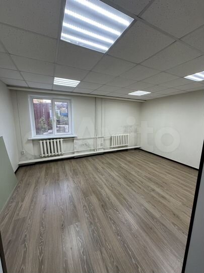 Офис, 400 м²