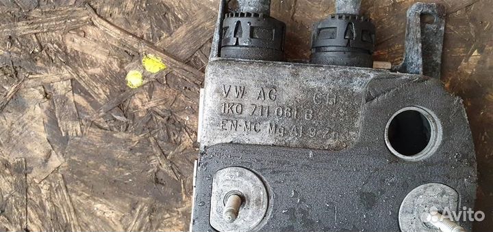 Кулиса МКПП Skoda Octavia A5 2004-2013