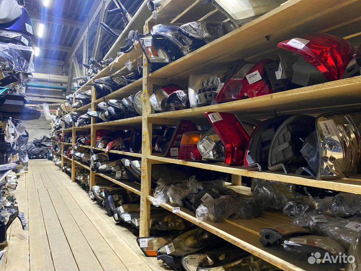 Ветровики комплект Toyota Ipsum ACM26W