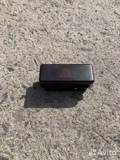 Кнопка аварийки BMW 5-series E34