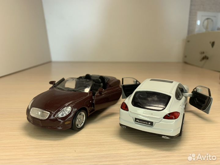 Коллекционные машинки Welly