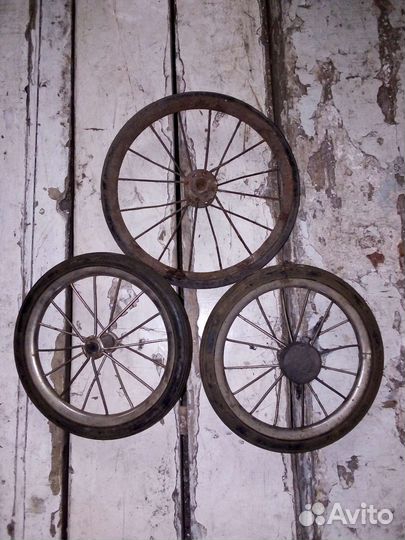 Колесики 3 штуки