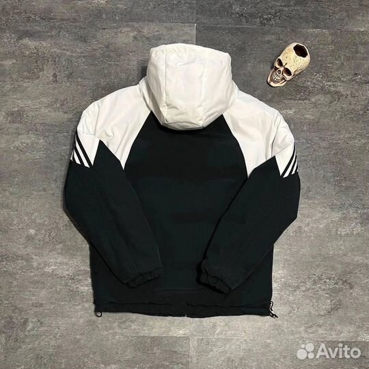 Куртка Adidas двухсторонняя со съемным капюшоном