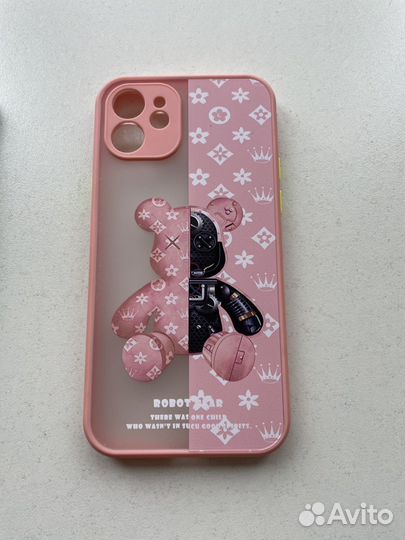 Чехол на iPhone 12