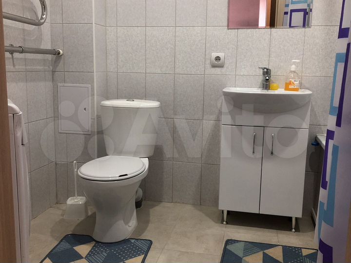 1-к. квартира, 43 м², 1/3 эт.