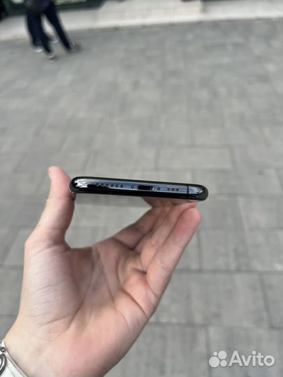 iPhone 11 Pro, 64 ГБ