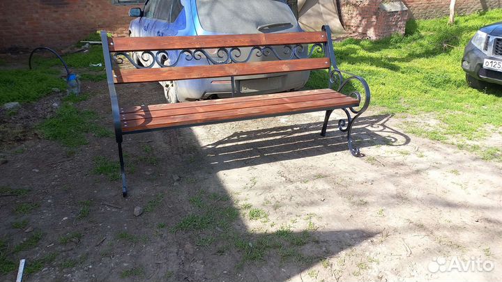 Скамейка садовая