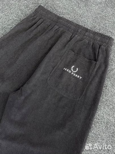 Спортивные штаны