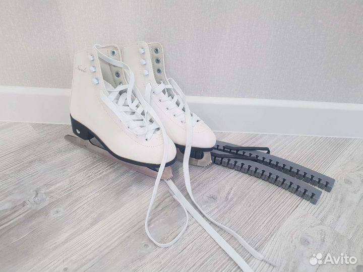Коньки фигурные женские Nordway Nicole 32 размер