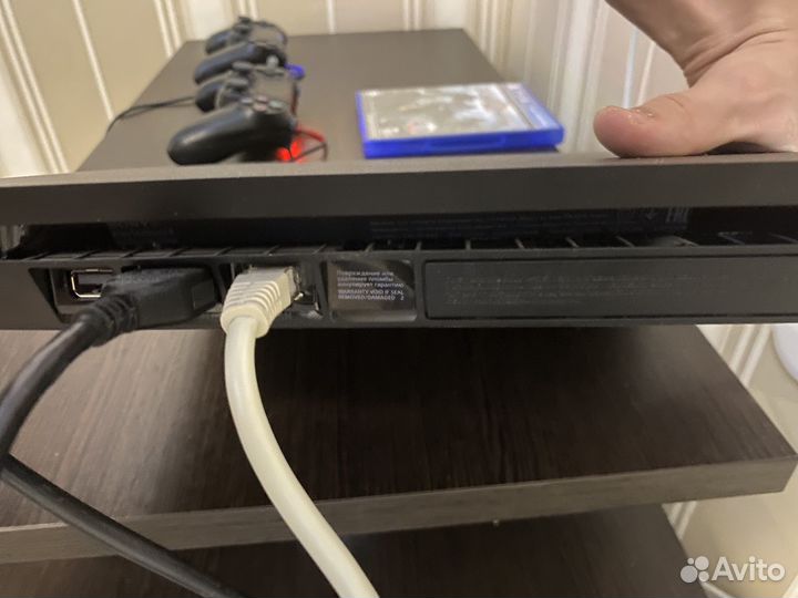 Sony playstation 4 slim 1 tb 2 геймпада и игры