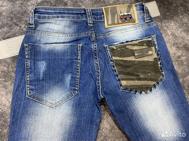 Джинсы 42