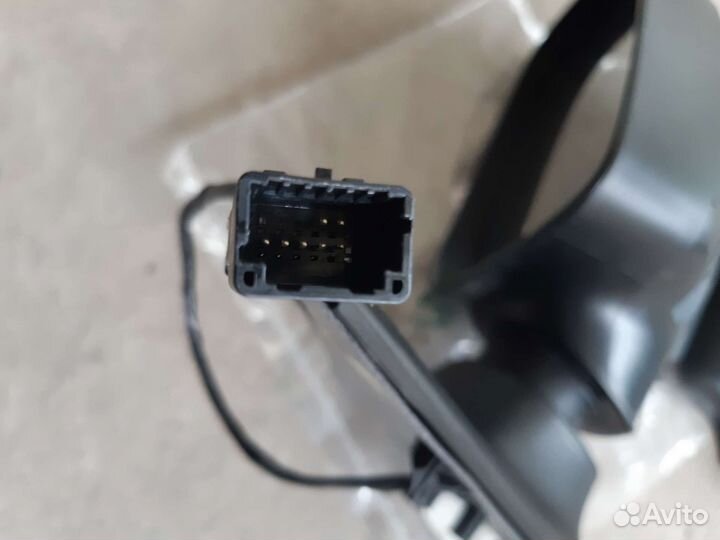 Зеркало левое renault Logan Sandero II