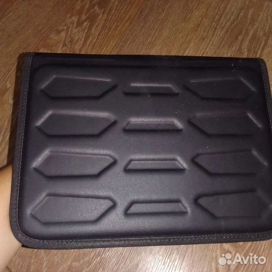 Противоударный чехол для планшета
