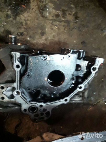 Двигатель 4G18 на запчасти