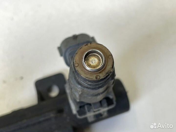 Рейка топливная (рампа) Kia Spectra SD S6D 1.6