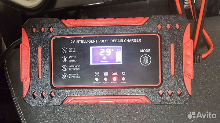 Зарядное устройство для автомобиля, мотоцикла