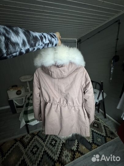 Парка с натуральным мехом 42