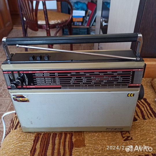 Транзисторные радиоприемники вэф 214 Кварц 404