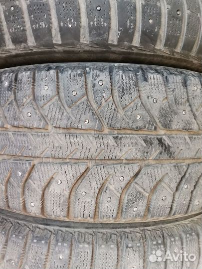 Bridgestone Ice Cruiser 7000 205/55 R16