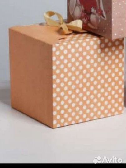 Коробка подарочная