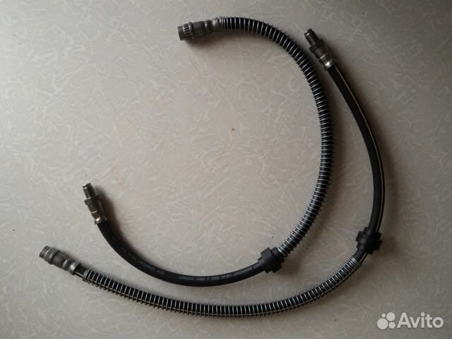 Два тормозных шланга E168086 Semperit