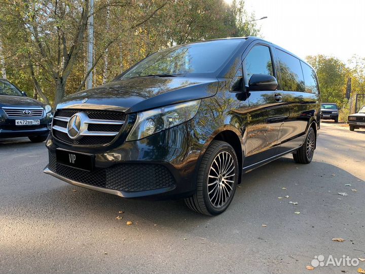 Аренда минивэн Mercedes v class. Трансфер