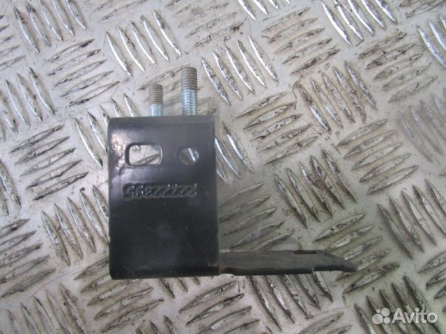 Кронштейн Volvo 22722395